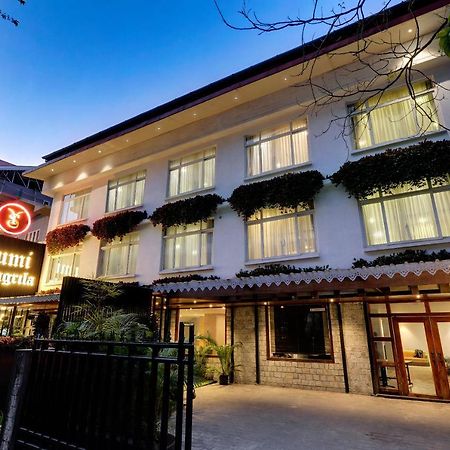 苏米亚什什里香格里拉套房及水疗酒店 Tādong 外观 照片