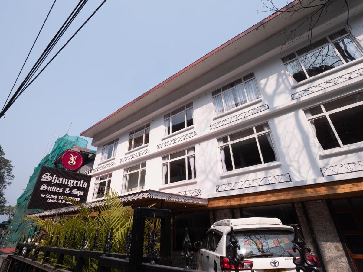 苏米亚什什里香格里拉套房及水疗酒店 Tādong 外观 照片